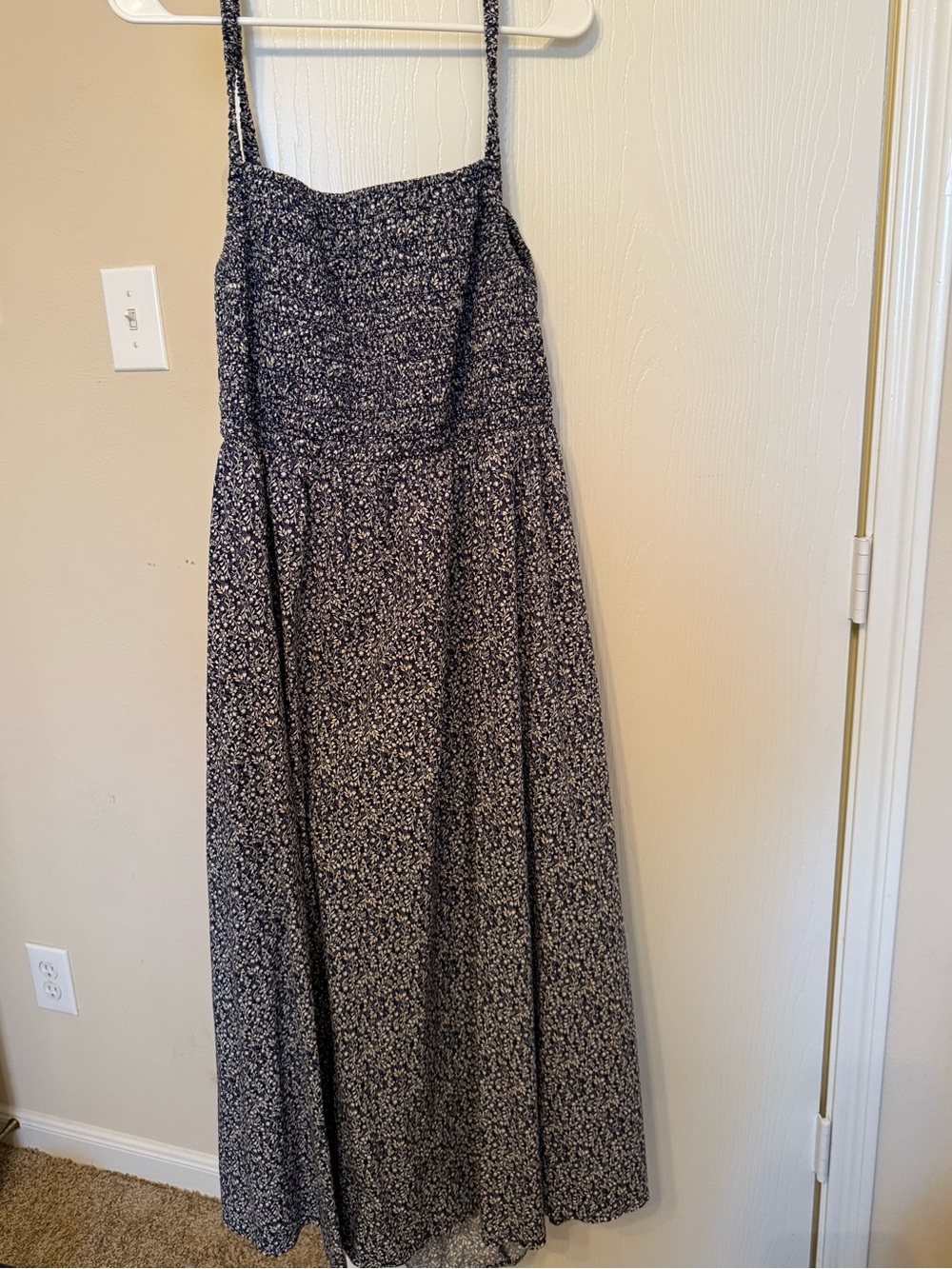 Old Navy Navy and White Floral Patterned Dress XXL